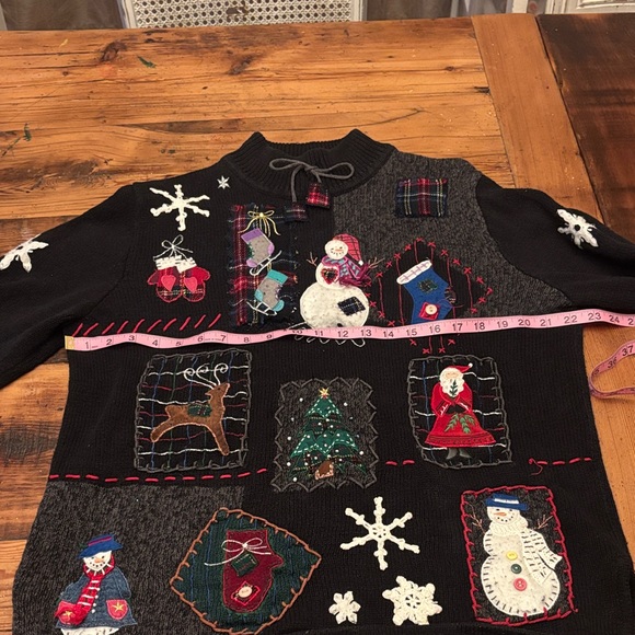 Black Christmas Turtleneck with Festive Accents - Picture 11 of 12